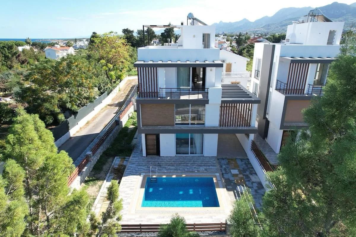 A villa with its private pool, seen from above